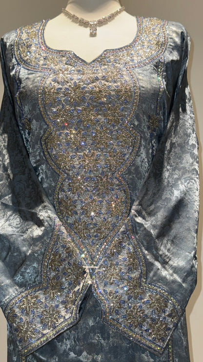 Manār in Blue Pearl