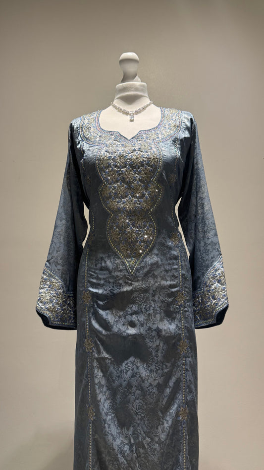 Manār in Blue Pearl