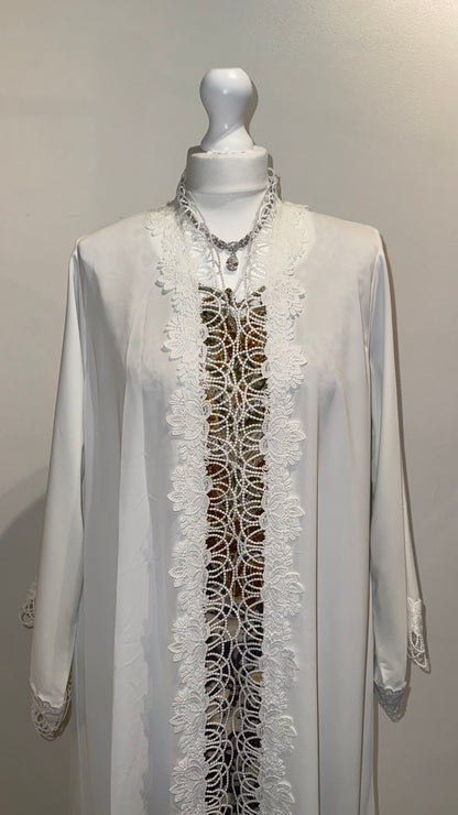 HELWA Signature Abaya (Blanche)