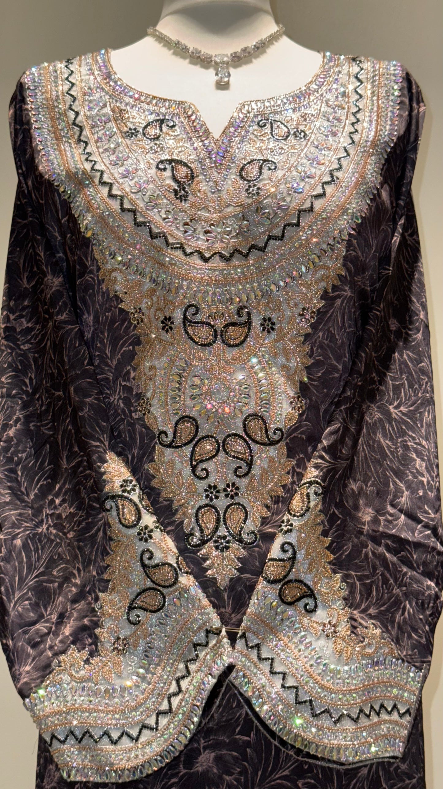 Mahira in Onyx (Pure Silk)