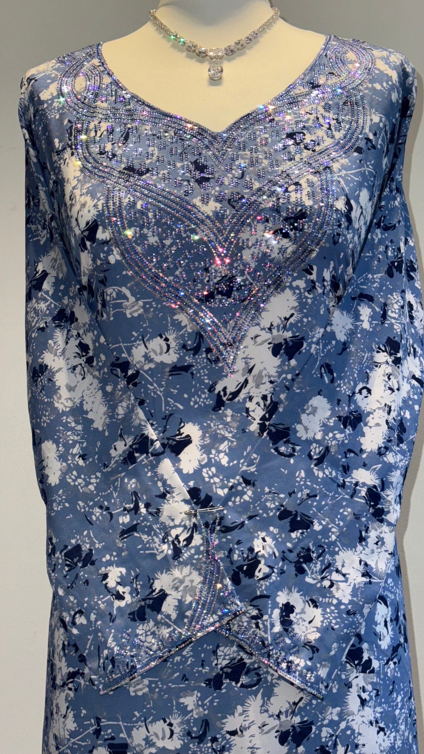 Rose Épine in Chambray