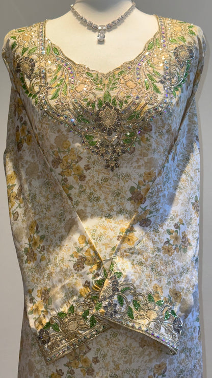 Angelique in Antique