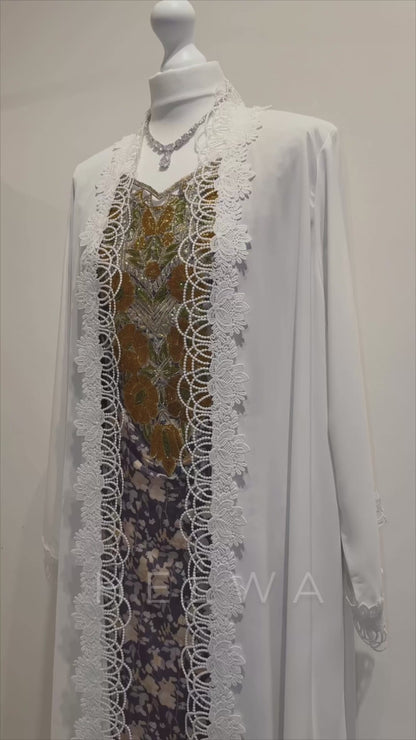 HELWA Signature Abaya (Blanche)