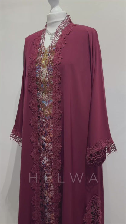 HELWA Signature Abaya (Rouge)